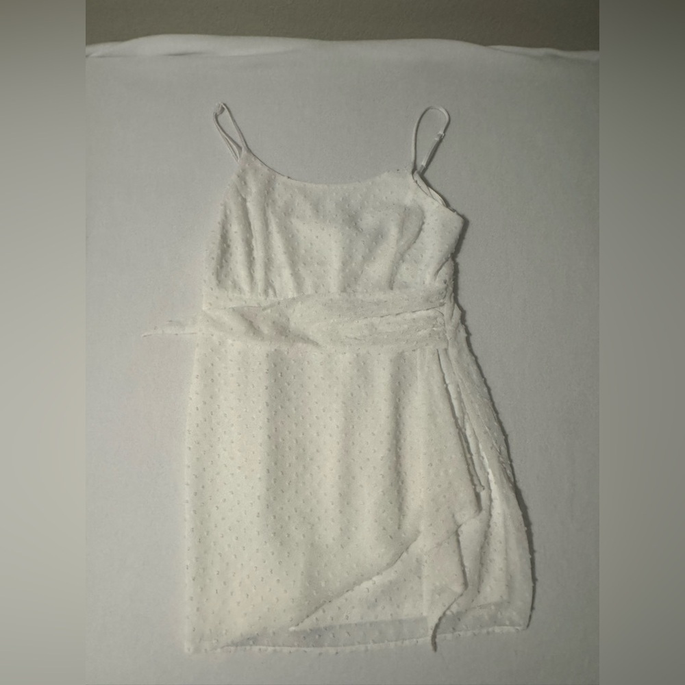 Lulu's Classic White Dress